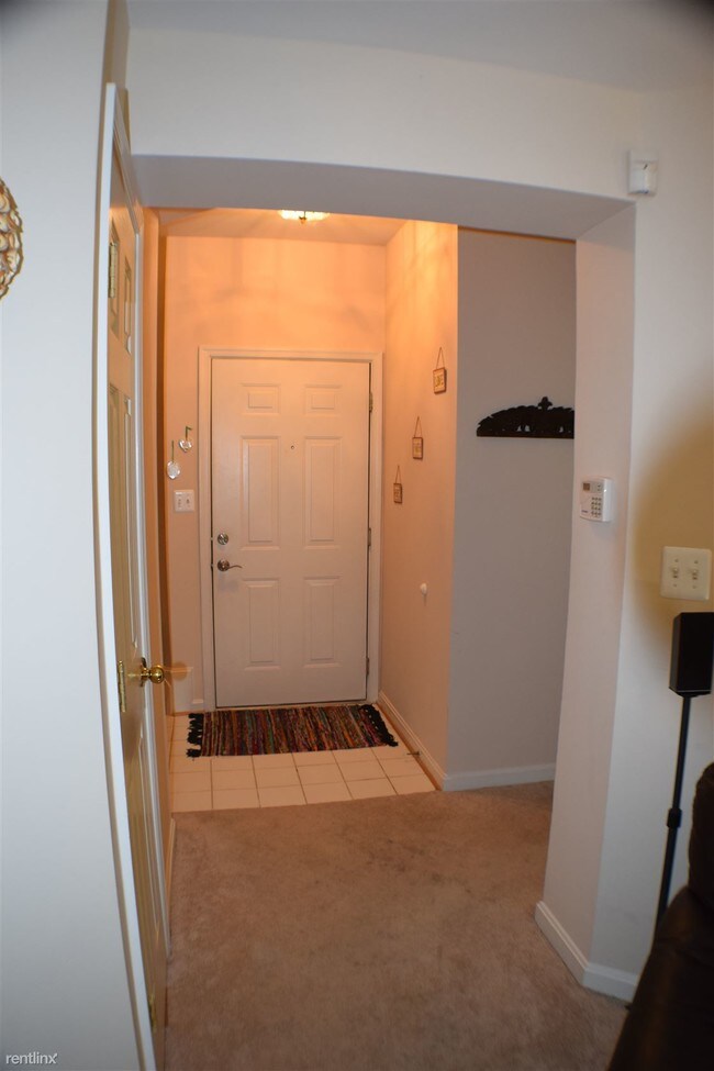 Building Photo - 20451 Chesapeake Sq