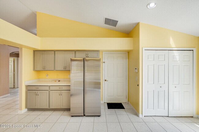 Foto del edificio - 2766 Madrigal Ln