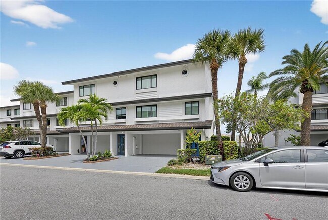 Foto del edificio - 160 Marina Del Rey Ct