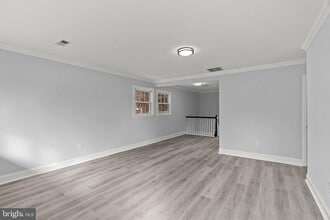 Building Photo - 418 Delview Ln