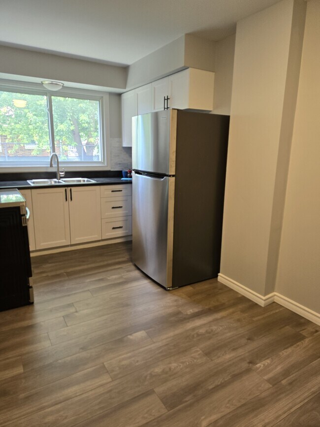 ?? to Unit 3 at 138 Timmins Cresce... Apartment for Rent in