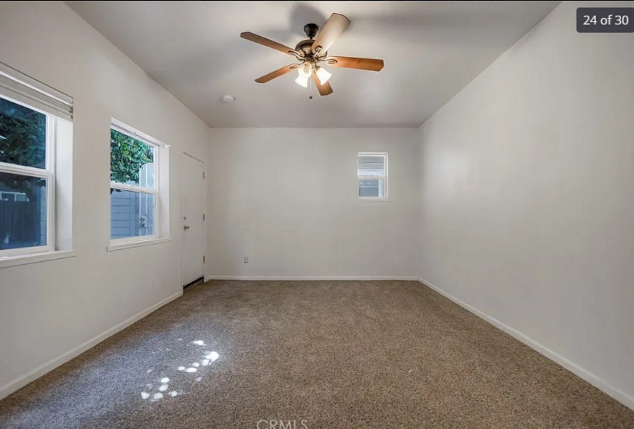 Primary Photo - 1010 Warner St