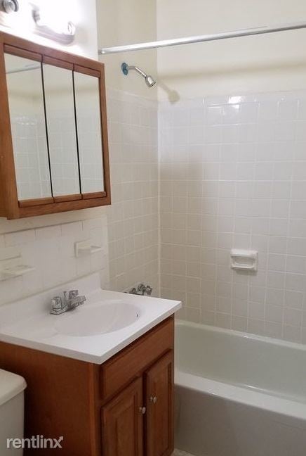 Building Photo - 1 br, 1 bath  - 2741 Homecrest Ave