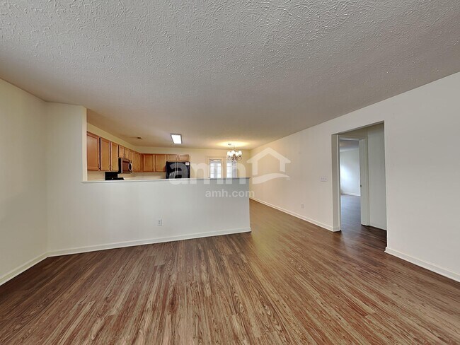 Foto del edificio - 3521 Chandler Cove Way