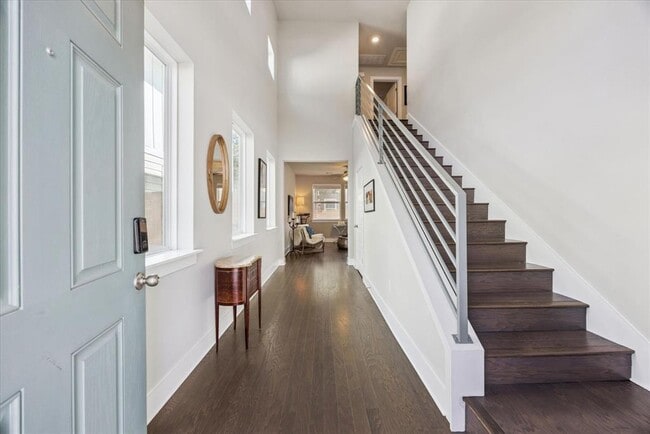 Foto del edificio - 7407 Wallach St