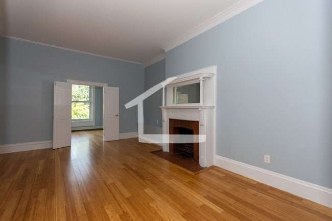 Photo - 13 Bay State Rd. Apartment