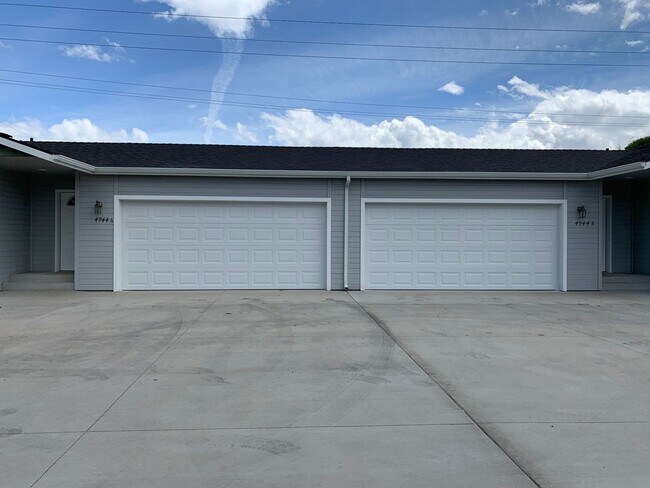 Building Photo - 4944 Homedale Rd
