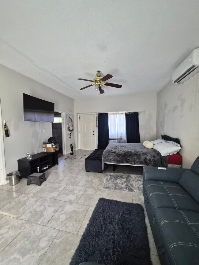 Foto del edificio - 2988 S Tanner Rd