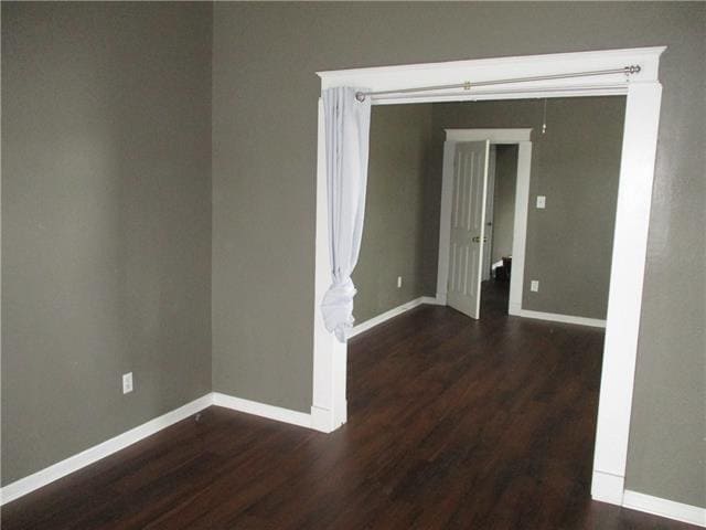 Building Photo - 827 Greenwood Dr