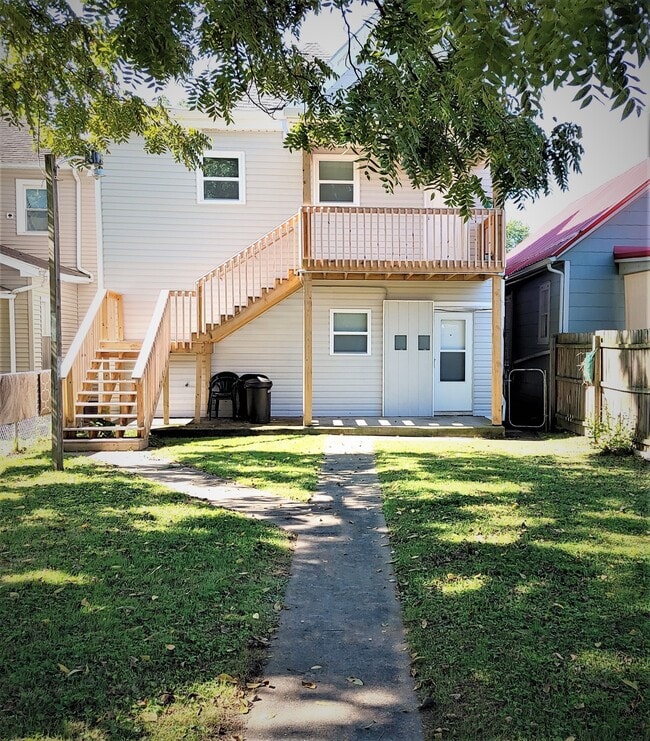 Building Photo - 1419 20th St