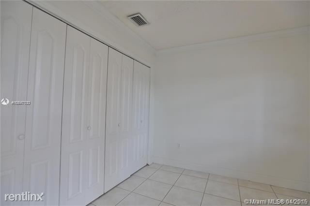 Building Photo - 2 br, 3 bath Condo - POTOMAC PLACE CONDO