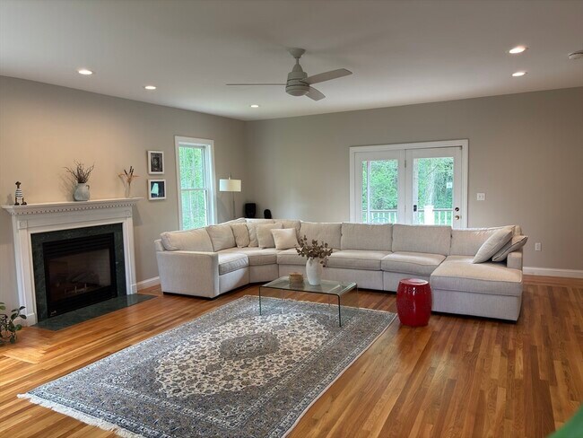 Building Photo - 135 Shawsheen Rd