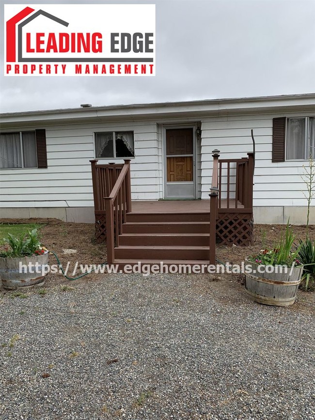 Building Photo - 10858 Peter Anderson Road