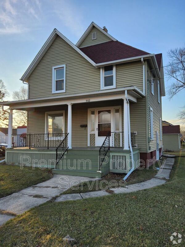 Building Photo - 502 Blackhawk Blvd