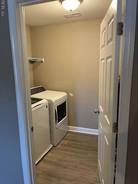 Building Photo - 6246 Chesapeake Blvd