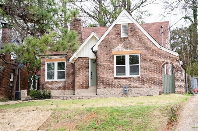 Foto del edificio - 1395 Winburn Dr