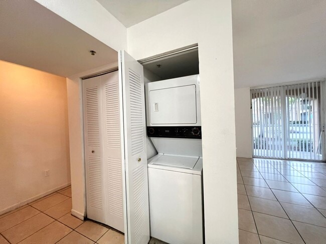 Interior Photo - Welcome to Your Ideal Home in North Miami'...