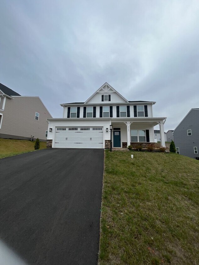 Foto principal - Single Family Home in the Crossings