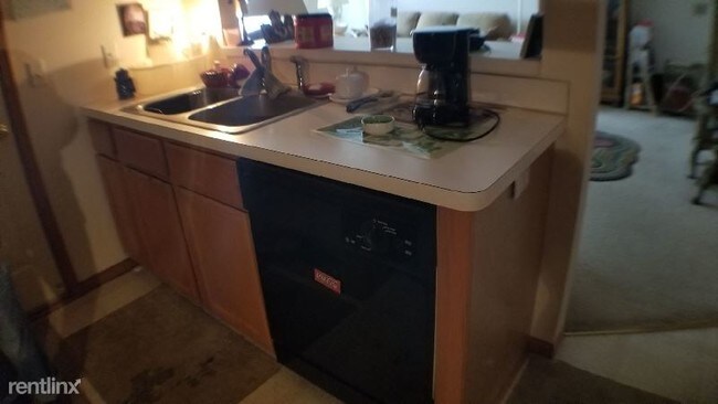 Foto del edificio - 14741 Excelsior Ln
