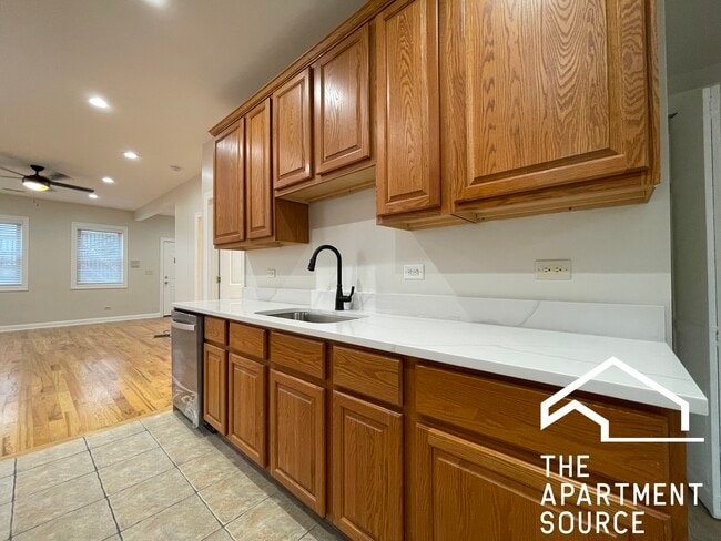 Foto del edificio - 3606 W Cortland St