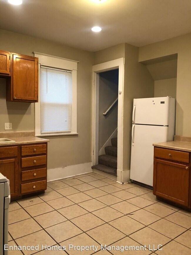 Building Photo - 5 br, 2 bath House - 443 39th St