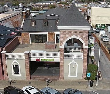 Primary Photo - 114 W Magnolia Ave