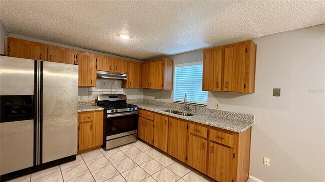 Foto del edificio - 724 N Lincoln St