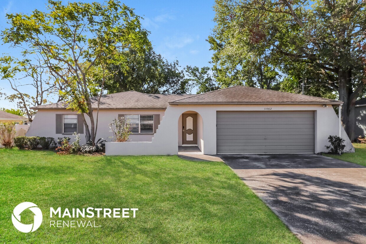 Foto principal - 11082 Lightwood St