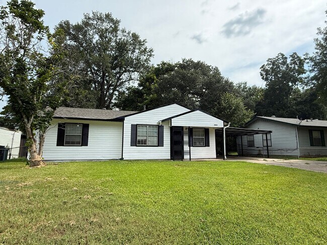 Foto del edificio - 2919 Hillcrest Ave