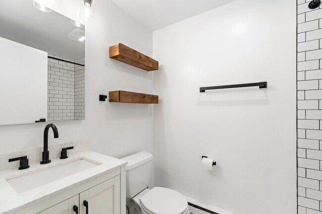 Foto del edificio - 404 Halladay St
