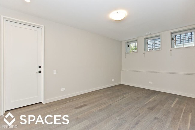 Foto del edificio - 1 br, 1 bath  - 1725 N Hudson Ave G