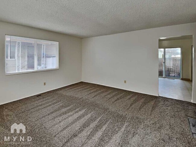 Foto del edificio - 333 9th St