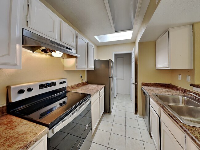 Foto del edificio - 422 Dollins St