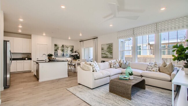 Foto del edificio - Paired Home in Dove Village: Spire 2 Story 3 Bed, 2.5 Bath Home with Upgrades