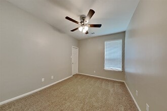 Building Photo - 12722 Crater Lake Ct