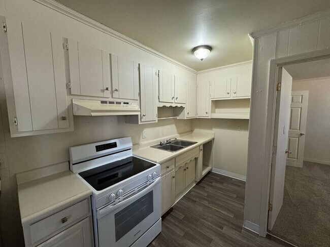 Building Photo - 2578 Alcott Rd