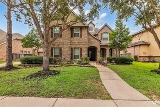 Building Photo - 10314 Radcliff Lake Dr