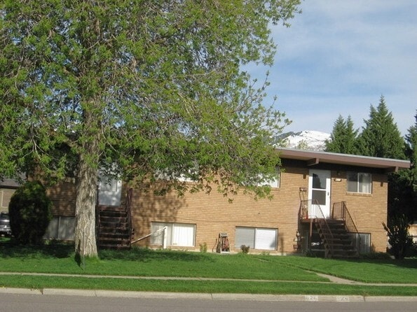 Photo - 820 N Main St (Bountiful, UT) Apartment