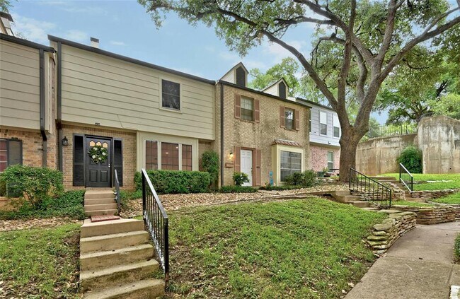 Foto del edificio - 6637 Valleyside Rd