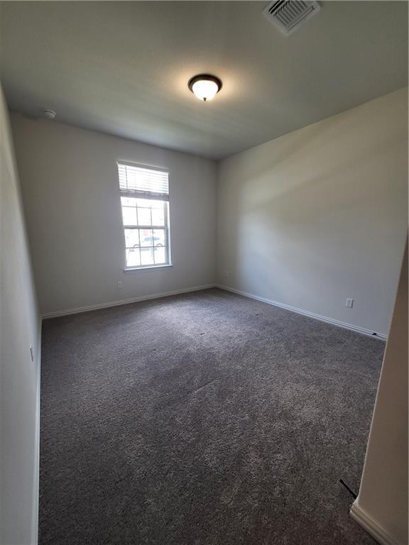 Building Photo - 905 Knowles Dr