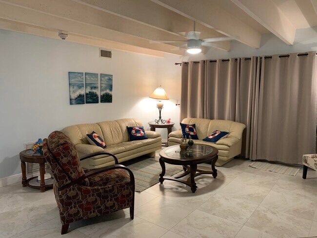 Foto del edificio - 3500 S Ocean Blvd