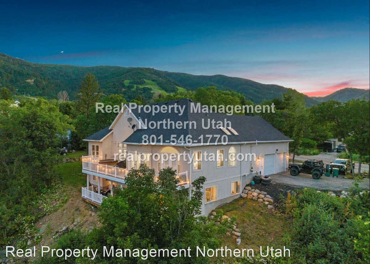 Primary Photo - 7 br, 4.5 bath House - 3855 Nordic Valley Dr.