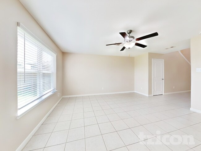 Building Photo - 908 American Monarch Dr