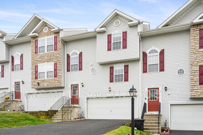 Foto del edificio - 2711 Canterbury Dr