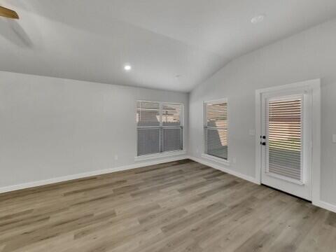Foto del edificio - 1610 144th St