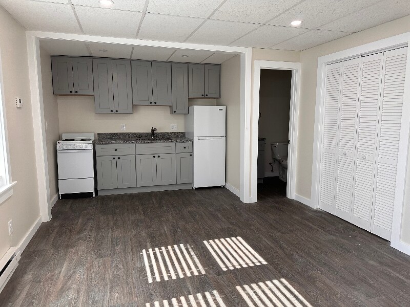 Foto principal - 2034 Riverdale St