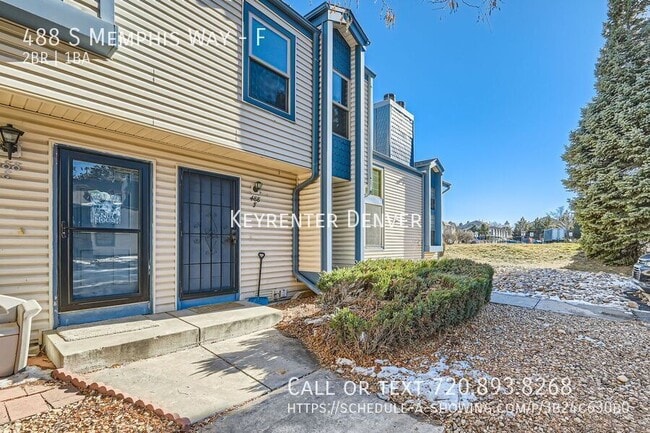Building Photo - Charming 2 Bed 1 Bath Townhome with Deck a...