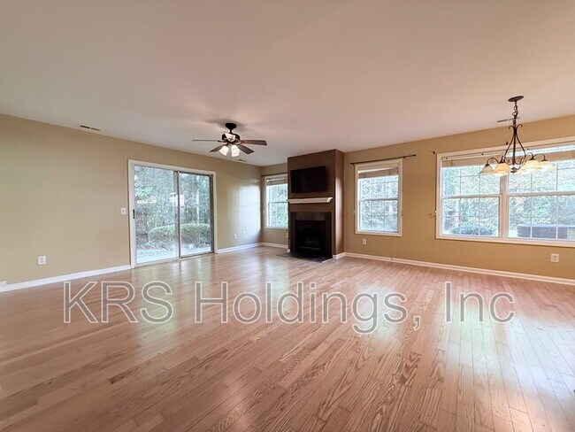 Foto del edificio - 5113 Rina Ct