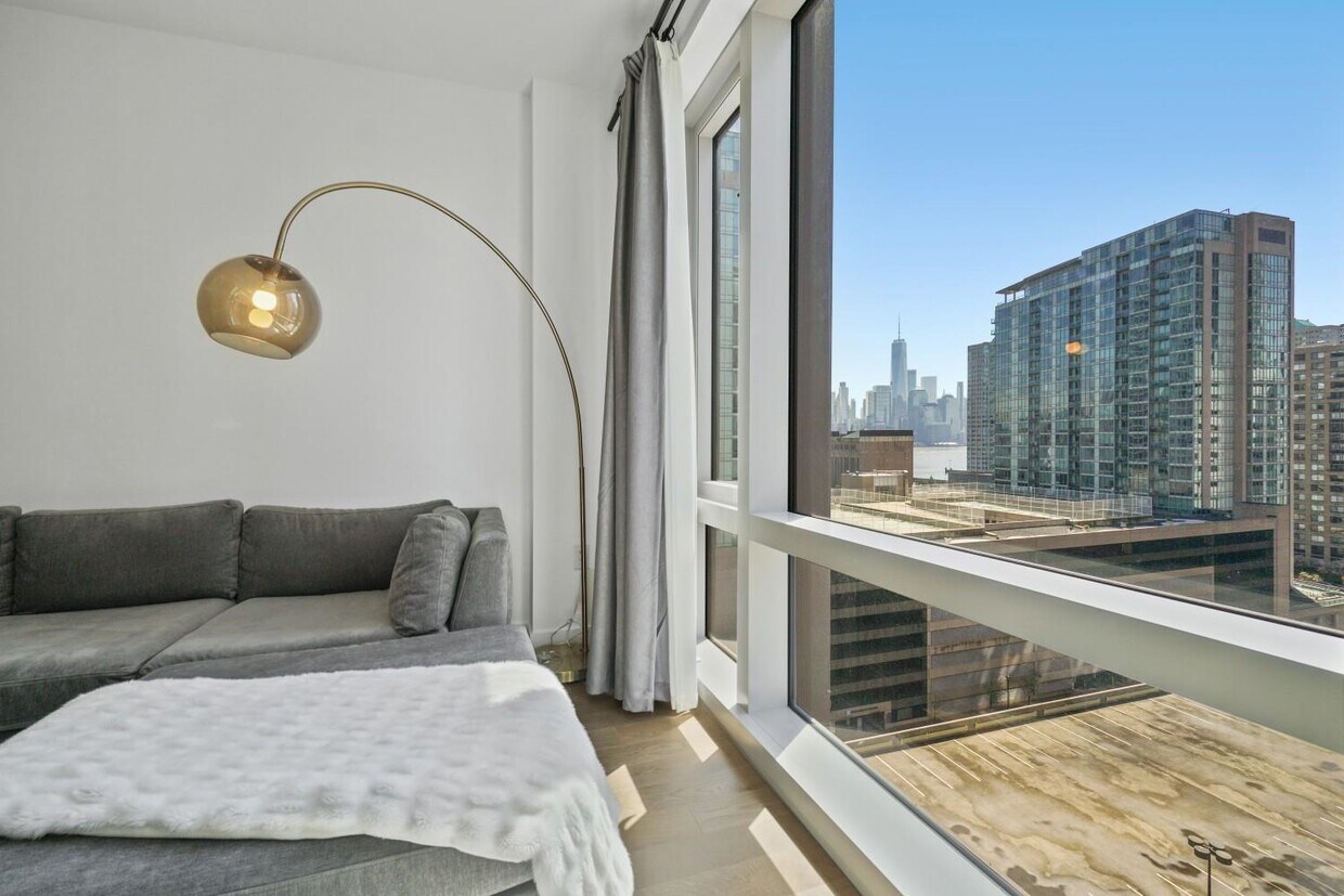 Foto principal - 75 Park Ln S