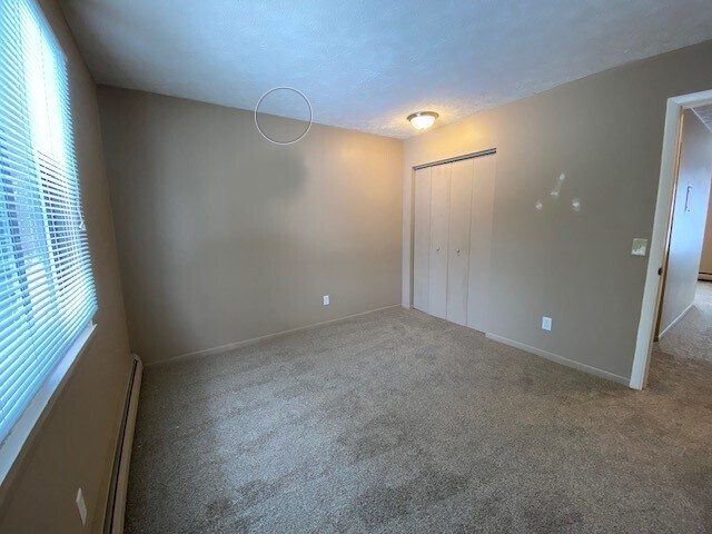 Foto del edificio - 3839 Silver Lake Rd